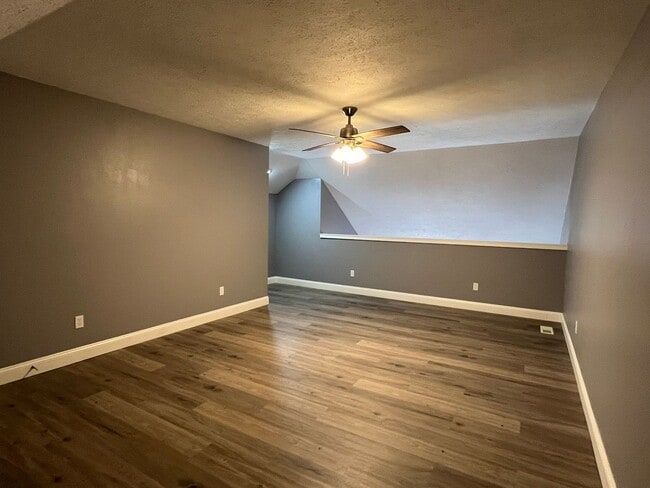 Building Photo - 2 Bed, 2 Bath Patio Home in Parkcrest