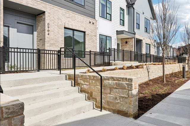 Building Photo - 1951 Painted Trl