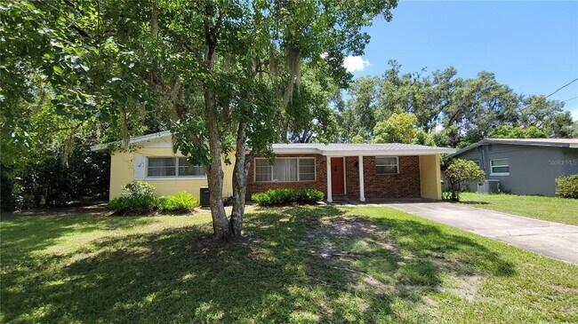 906 E Wisconsin Ave 906 E Wisconsin - 906 E Wisconsin Ave Deland Fl Primary Photo 