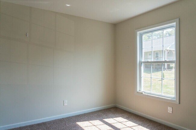 Building Photo - 8 Cricket Crossing Ct