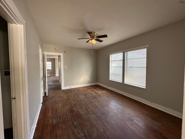 Building Photo - 1657 Keeler Ave