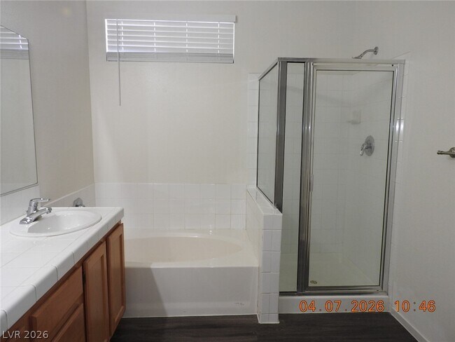 Building Photo - 9195 Briarthorne St