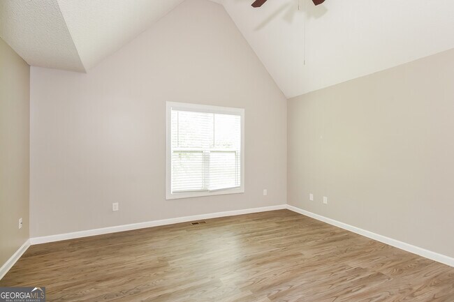 Building Photo - 45 Indian Hills Dr