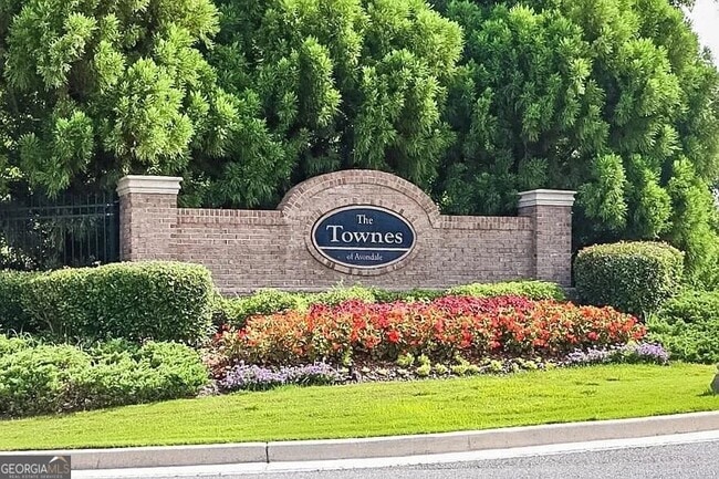 Building Photo - 2344 Attewood Dr