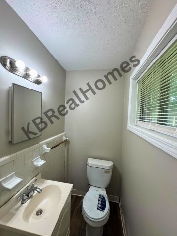 Building Photo - 4095 Haliburton St