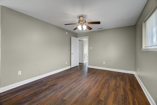 Building Photo - 6315 Rustygate Dr