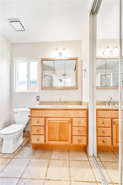 Building Photo - 5042 Blue Jay Cir