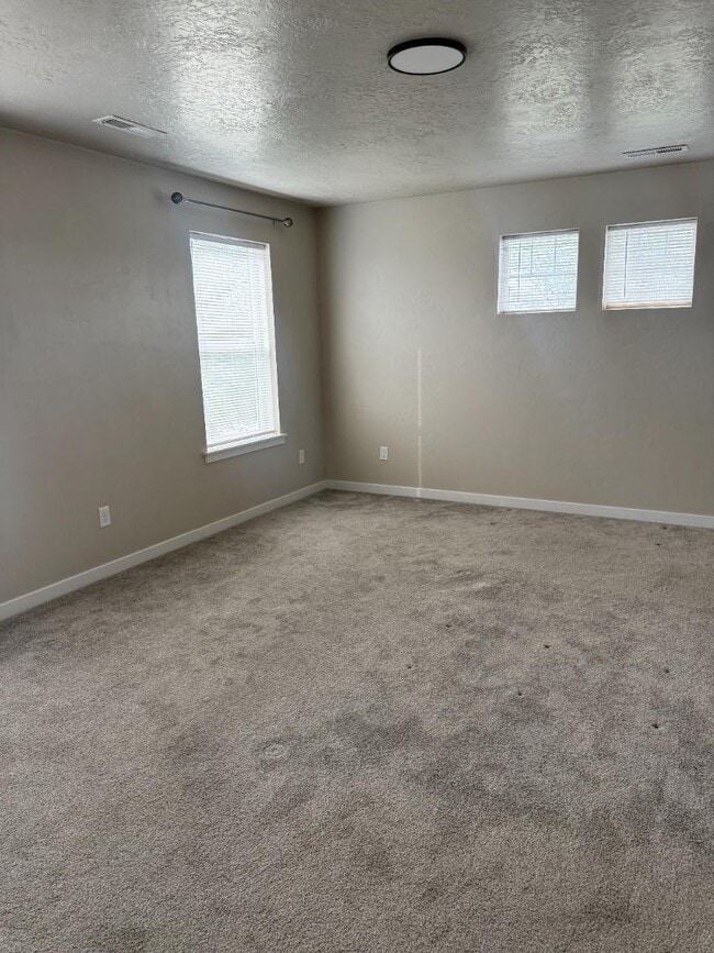 Building Photo - 7777 E Tea Party Dr
