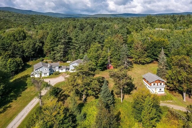 Building Photo - 13 Winhall Hollow Rd