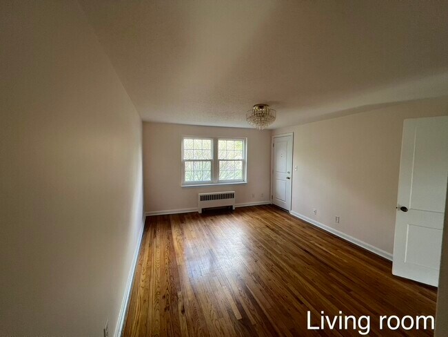 Living Room - 31 Arnold Way