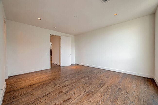 Building Photo - Beautiful contemporary home in the sought-...
