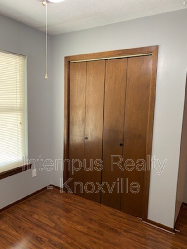 Building Photo - 6517 Bay Cir Dr