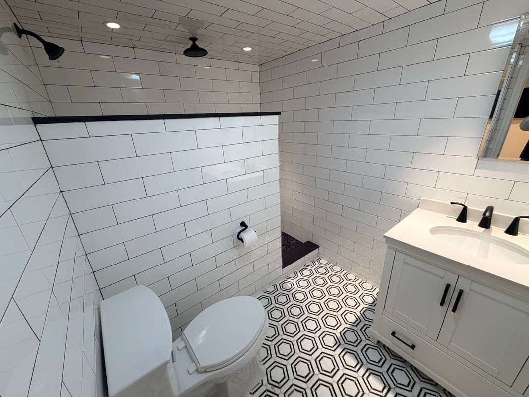 Building Photo - 2002 City Ave