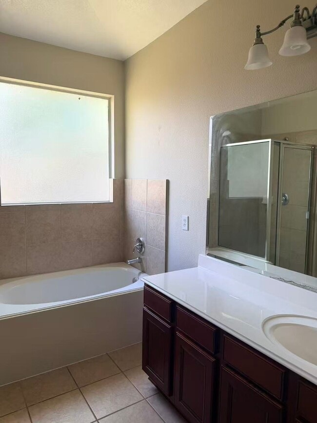 Building Photo - 26327 Whittmore Fields Dr