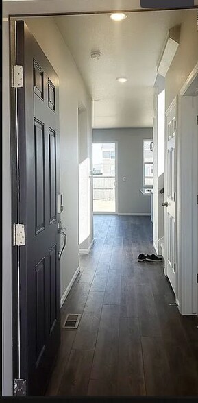 Building Photo - 18068 Tree Sparrow Ave