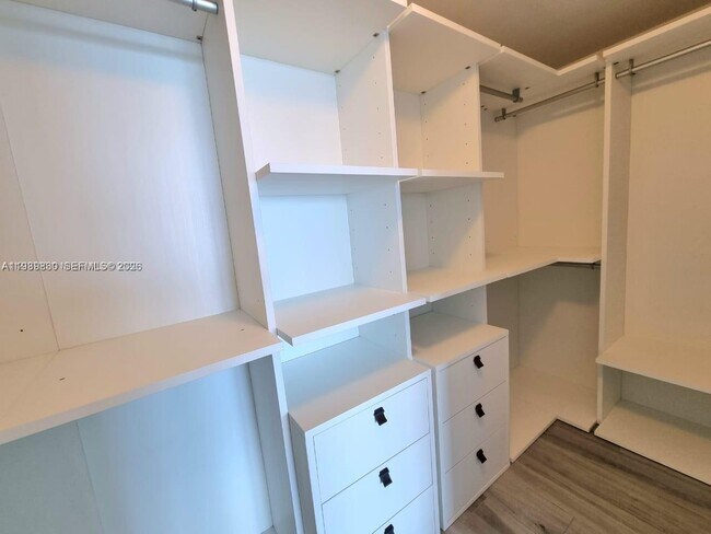 Building Photo - 3131 NE 7th Ave