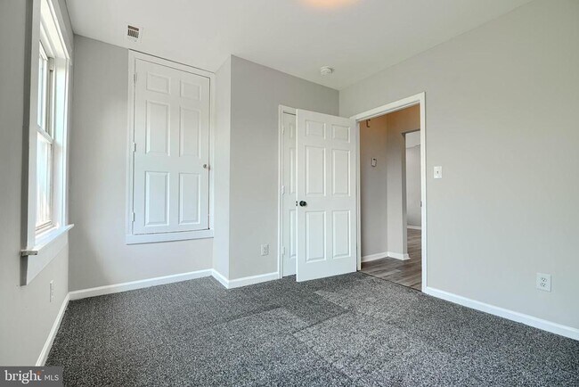 Building Photo - 3805 Garrison Blvd