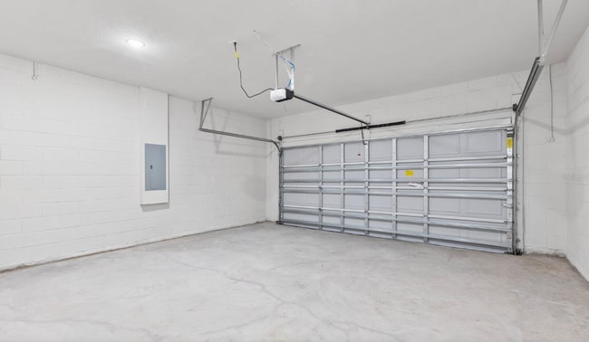 Building Photo - Newly Built 4 Bedroom Home for Rent – Prime Ocala Location