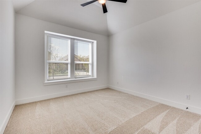 Building Photo - 3308 Lakestriker Rd