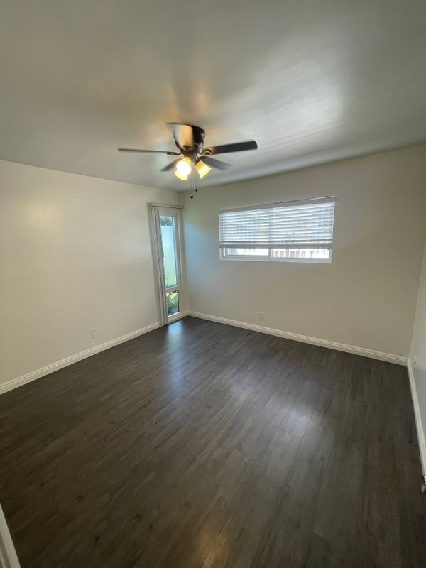 Building Photo - 278 E Washington Blvd