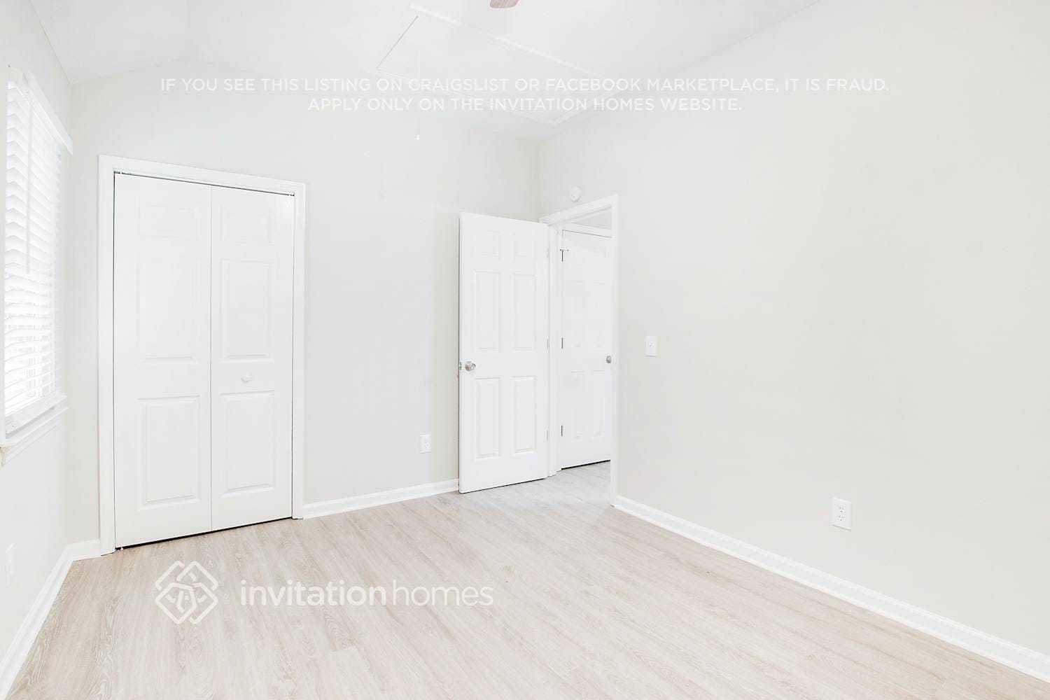 Building Photo - 883 Columbia Ct