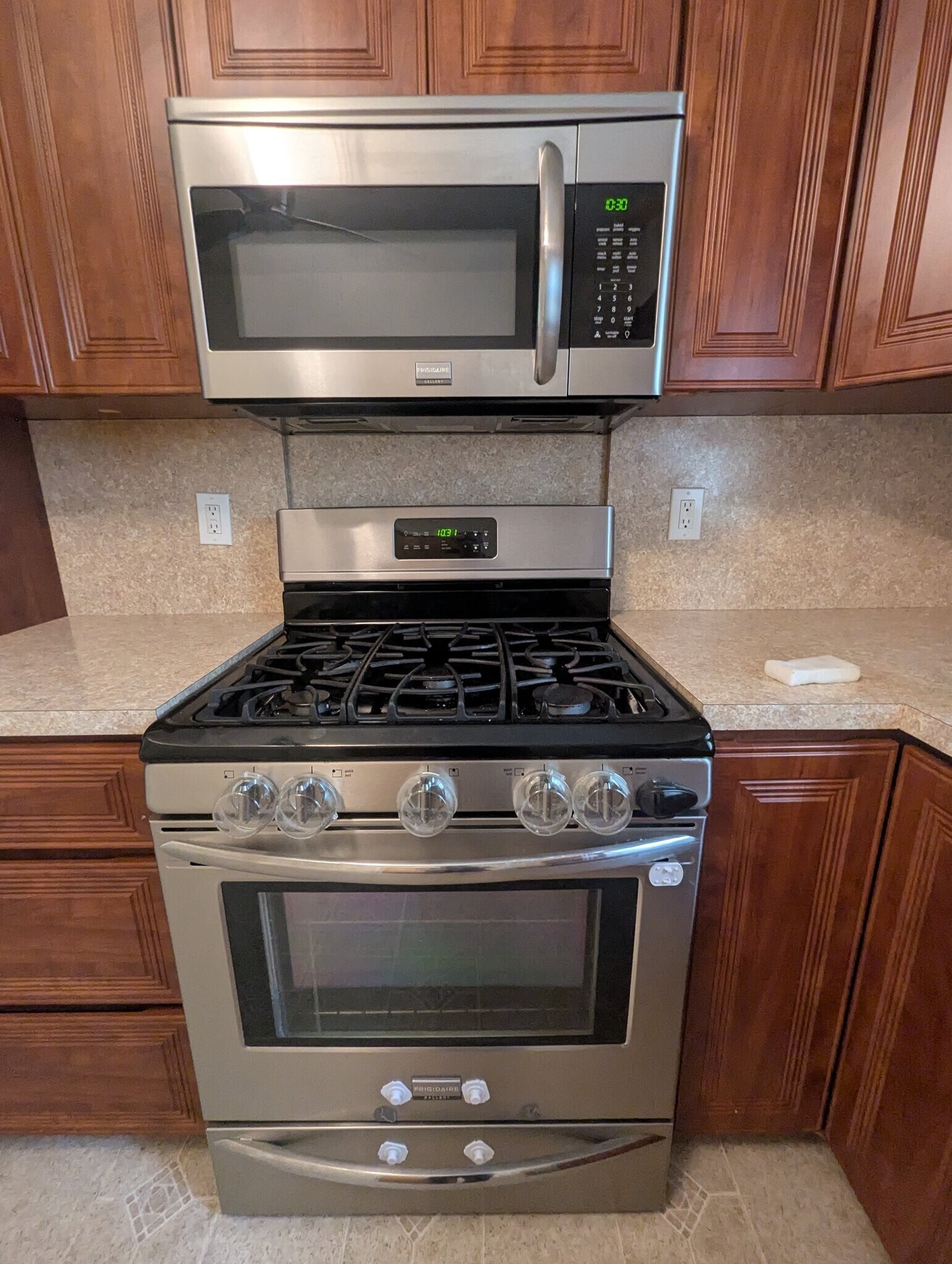 Building Photo - 22 Gaines St