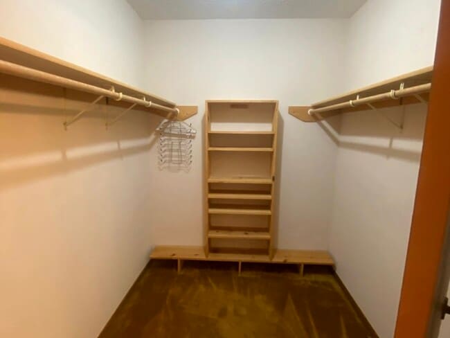 Building Photo - 1826 Kerrybrook Ct
