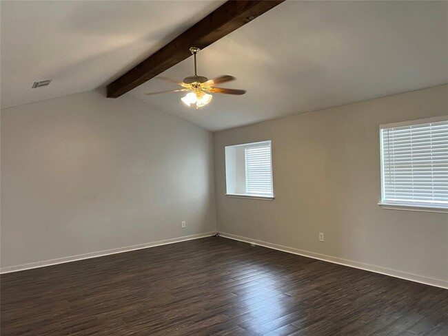 Building Photo - 2414 Grape Ln