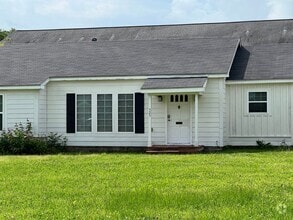 Building Photo - Beautiful Home for Lease