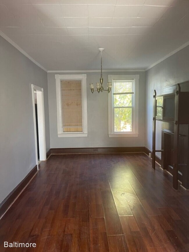 Building Photo - 4 br, 1.5 bath House - 5237 Linden Heights...