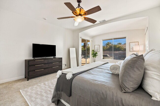 Building Photo - 49460 Rancho San Francisquito