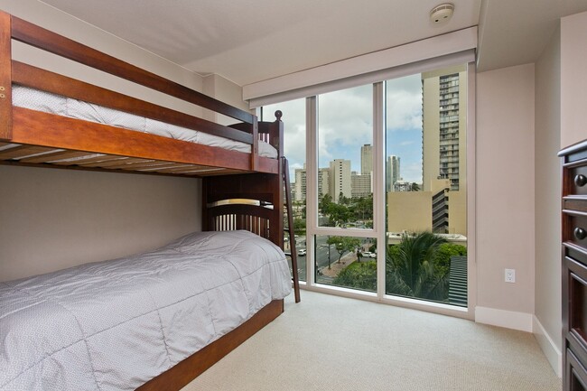 Building Photo - Luxury Living on Kalakaua Avenue - Allure ...