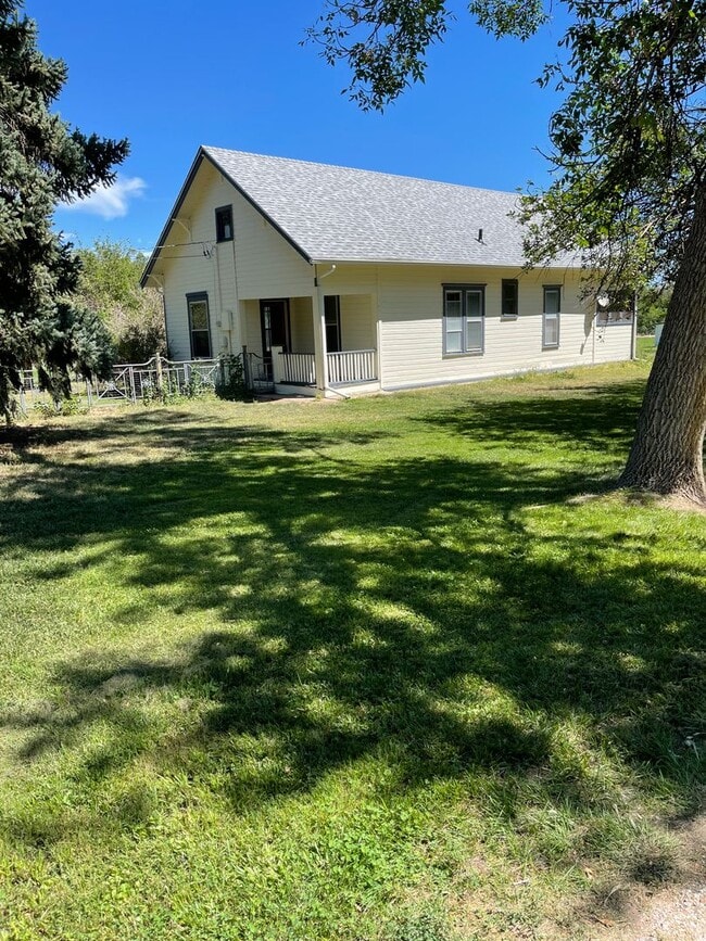 Primary Photo - 1640 Locust St