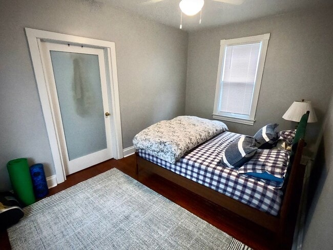 Building Photo - 5815-17 Holden St