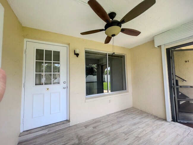 Building Photo - 3624 La Aires Ct