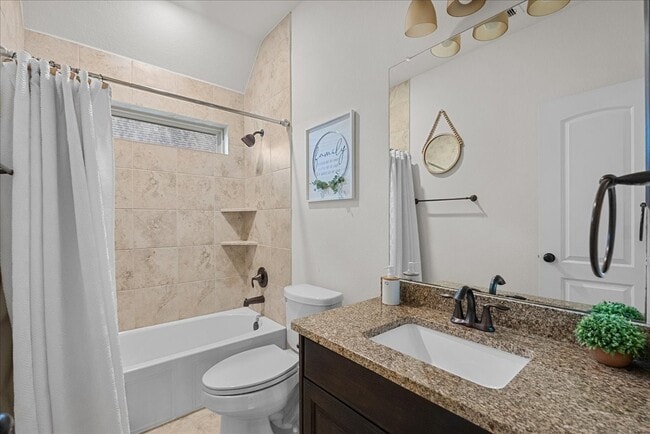 Building Photo - 1636 Longwood Glen Ln