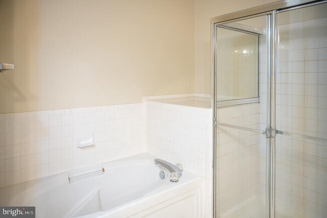 Building Photo - 5115 Grimm Dr