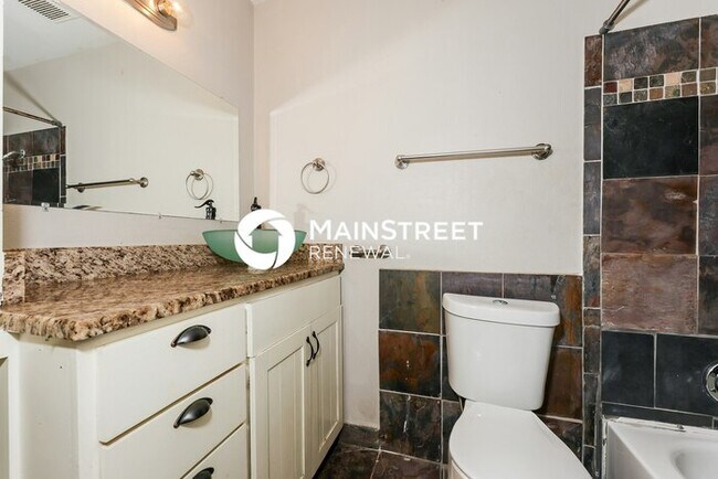 Building Photo - 4 Bedroom Pet-Friendly Home in Lancaster, TX with Main Street Renewal