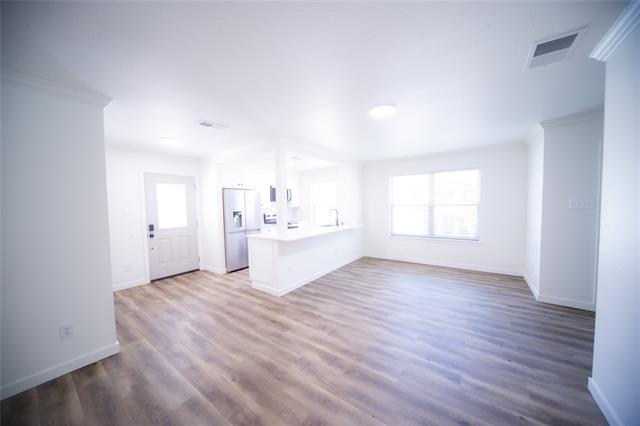 Building Photo - 3233 S University Dr