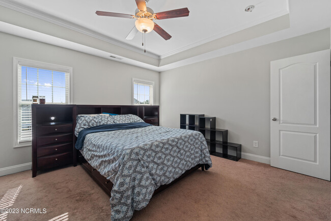 Building Photo - 270 Silver Hills Dr
