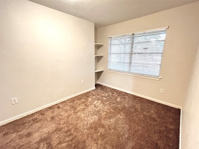 Building Photo - 6102 McKinstry Blvd