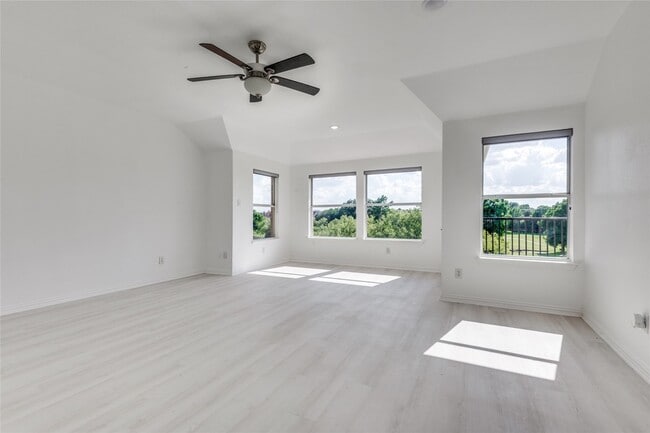 Building Photo - 7417 Marigold Dr