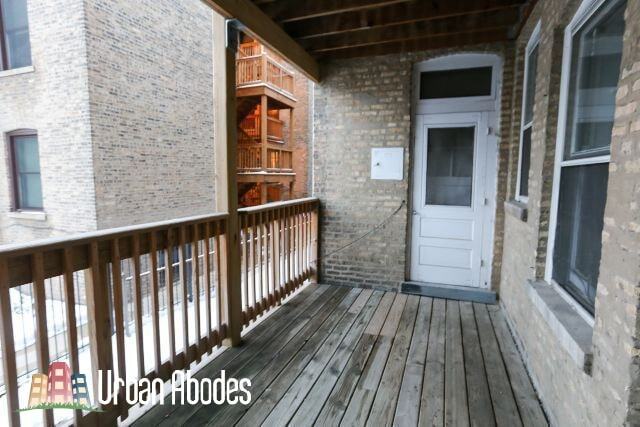 Building Photo - 1917 W Winnemac Ave