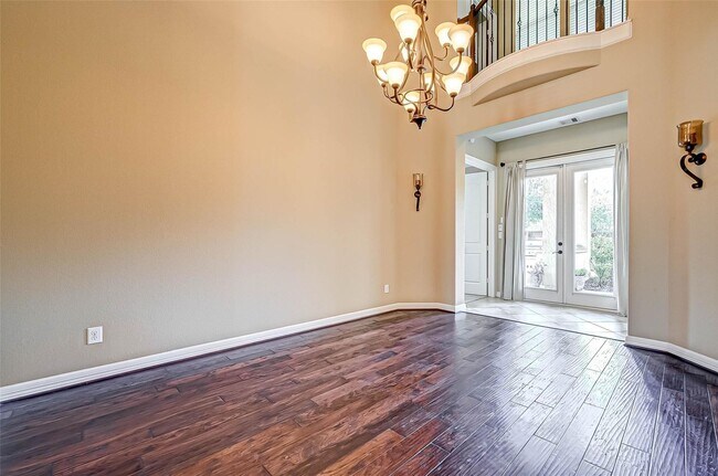 Building Photo - 2914 Cotswold Lane