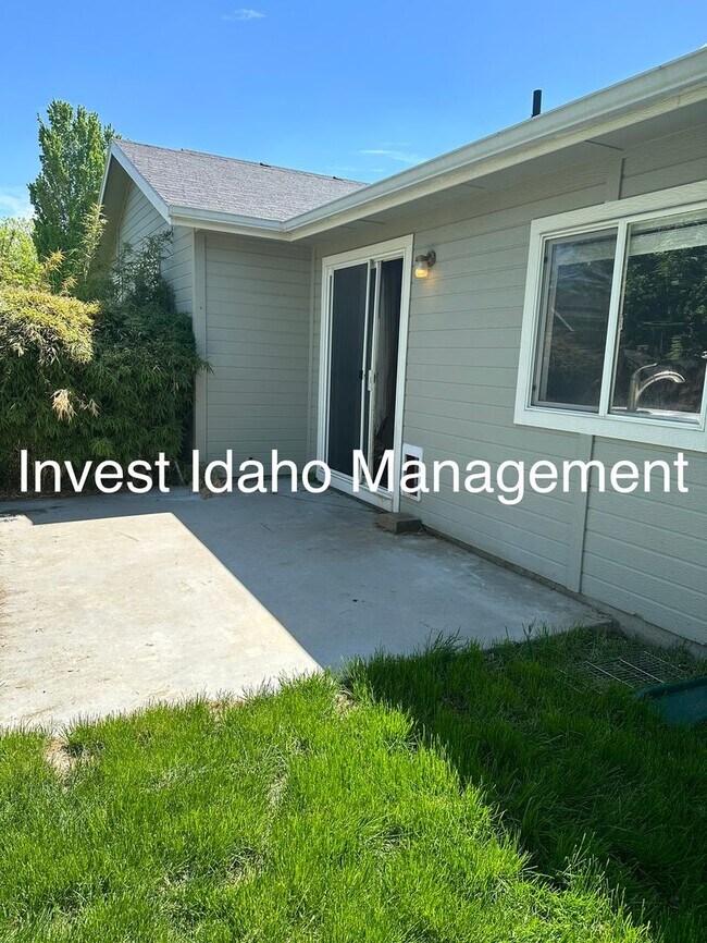 Building Photo - 4 Bedroom 2 Bath Home in Northwest Boise available soon!