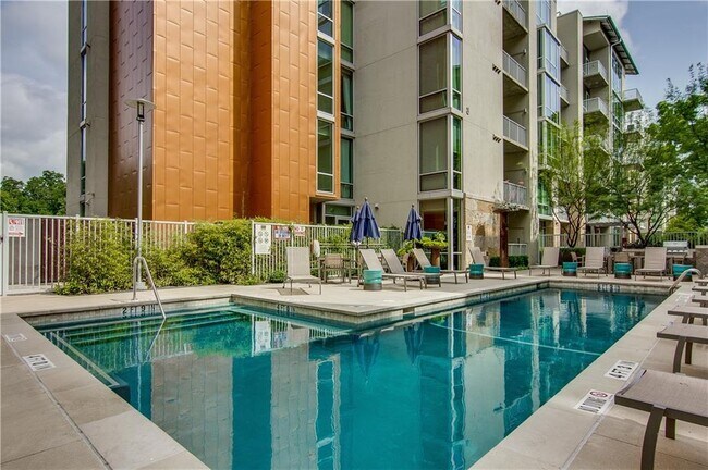 Building Photo - 1600 Barton Springs Rd