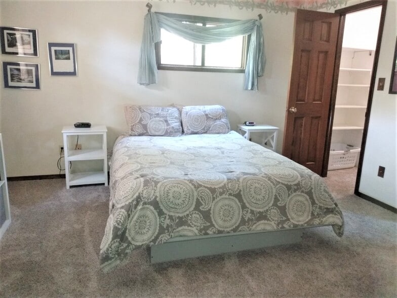 Master Bedroom - 508 N Bermont St