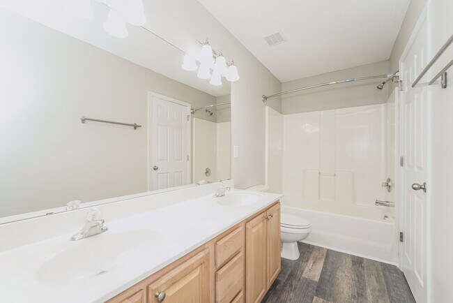 Building Photo - 11608 Retriever Way