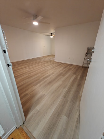 Building Photo - 55 Gill Ln