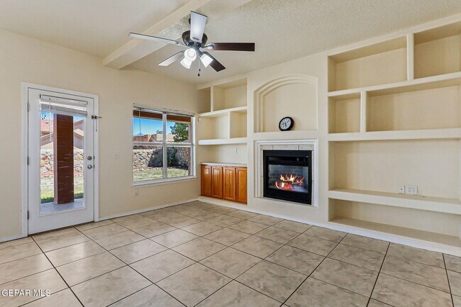 Building Photo - 6377 Franklin Ridge Dr